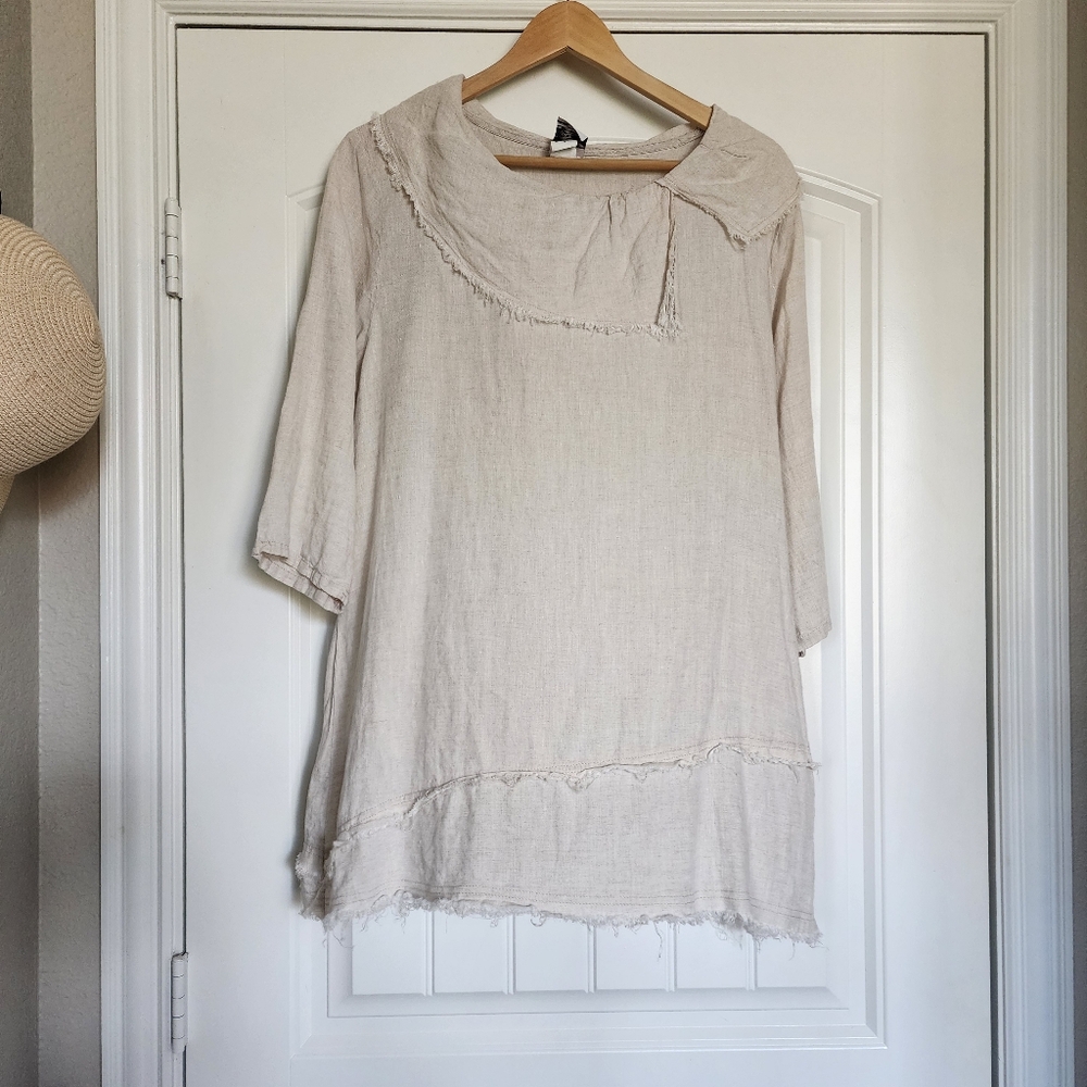 Match Point Linen Raw Hem Tunic Top Medium